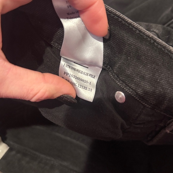 Everlane Washed Black Straight-Leg High-Rise Jeans - Picture 5 of 11